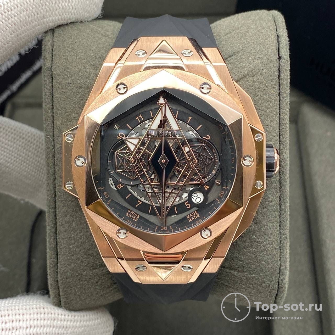 HUBLOT Big Bang Часы HUBLOT Big Bang